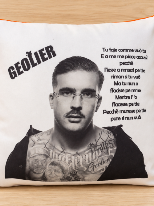 Cuscino personalizzato GEOLIER 2