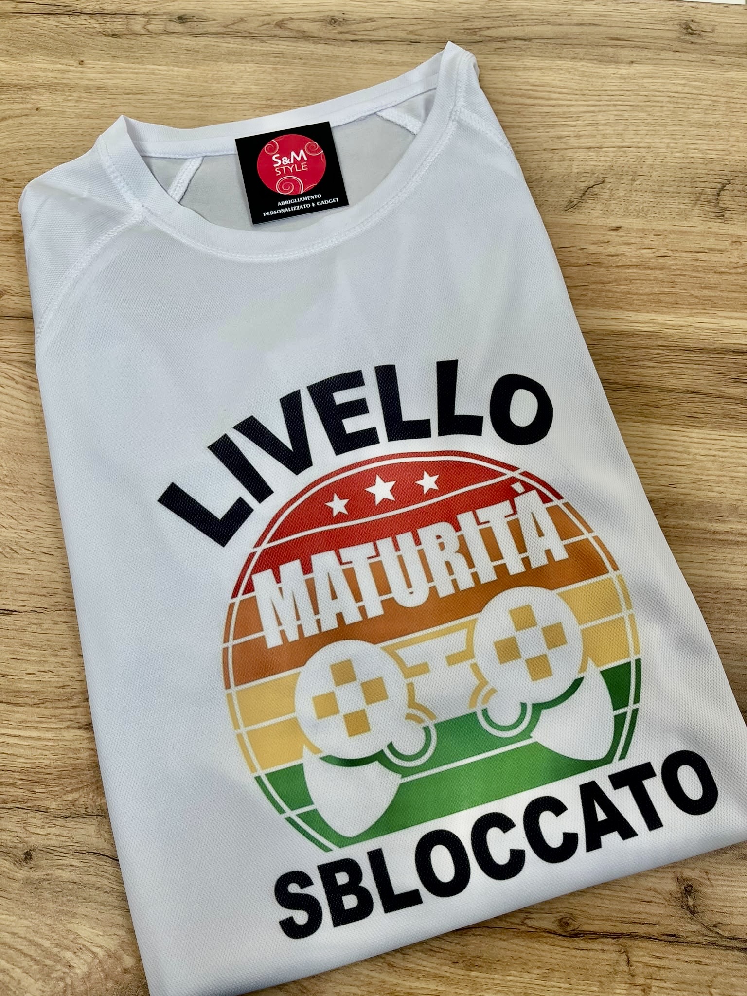 T.shirt “Livello maturità sbloccato”